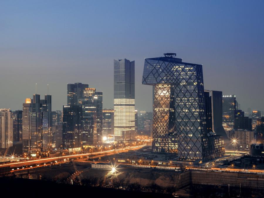 摄图网_500698192_北京中央电视台总部大楼夜景(非企业商用).jpg